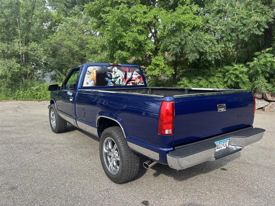 1995 Chevrolet Silverado - Image 5 of 24