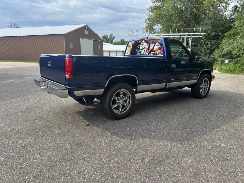 1995 Chevrolet Silverado - Image 13 of 24