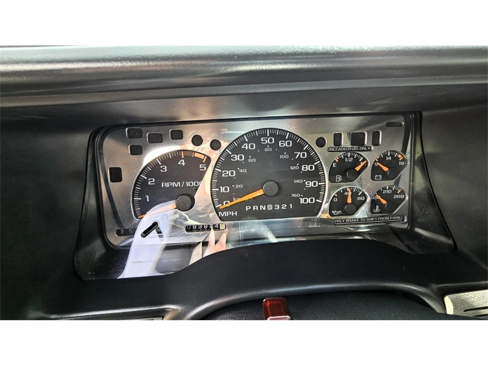 1995 Chevrolet Silverado - Image 21 of 31