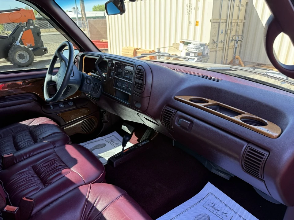 1995 Chevrolet C/K 4th Gen - Image 10 of 12