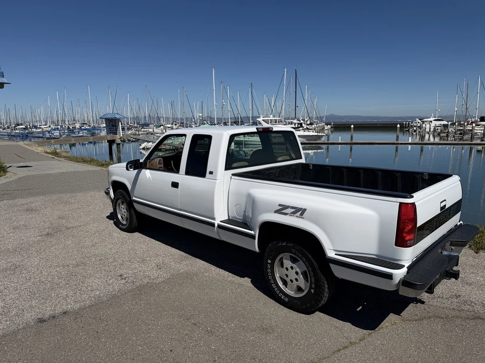 1995 Chevrolet C/K 4th Gen - Image 2 of 21