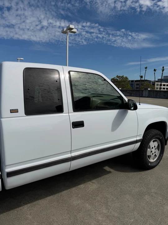 1995 Chevrolet C/K 4th Gen - Image 18 of 21