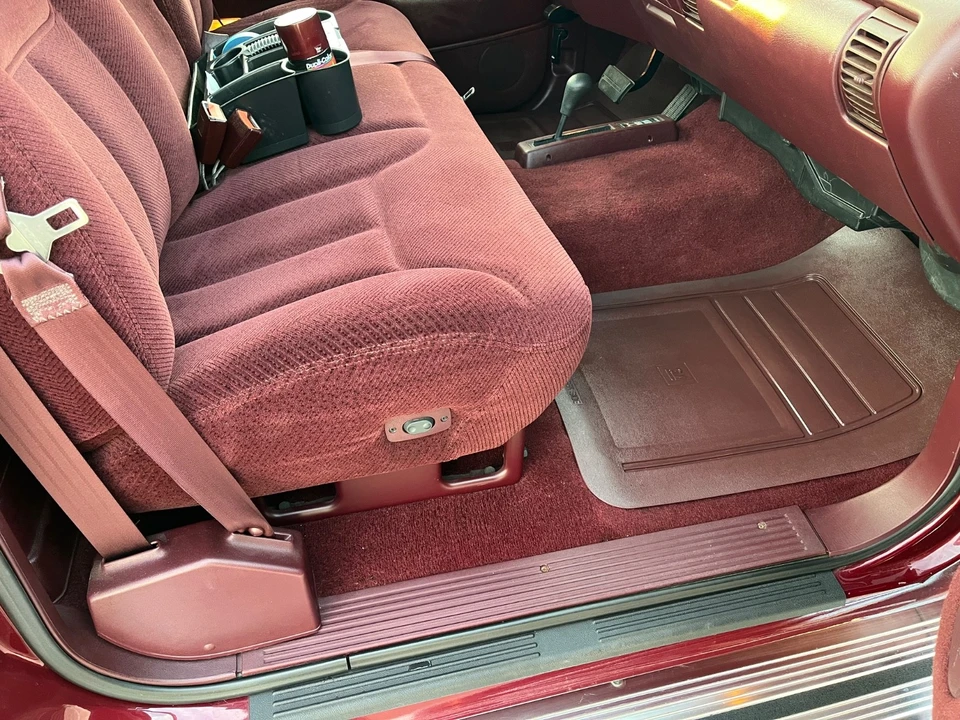 1995 Chevrolet Silverado 1st Gen - Image 16 of 21
