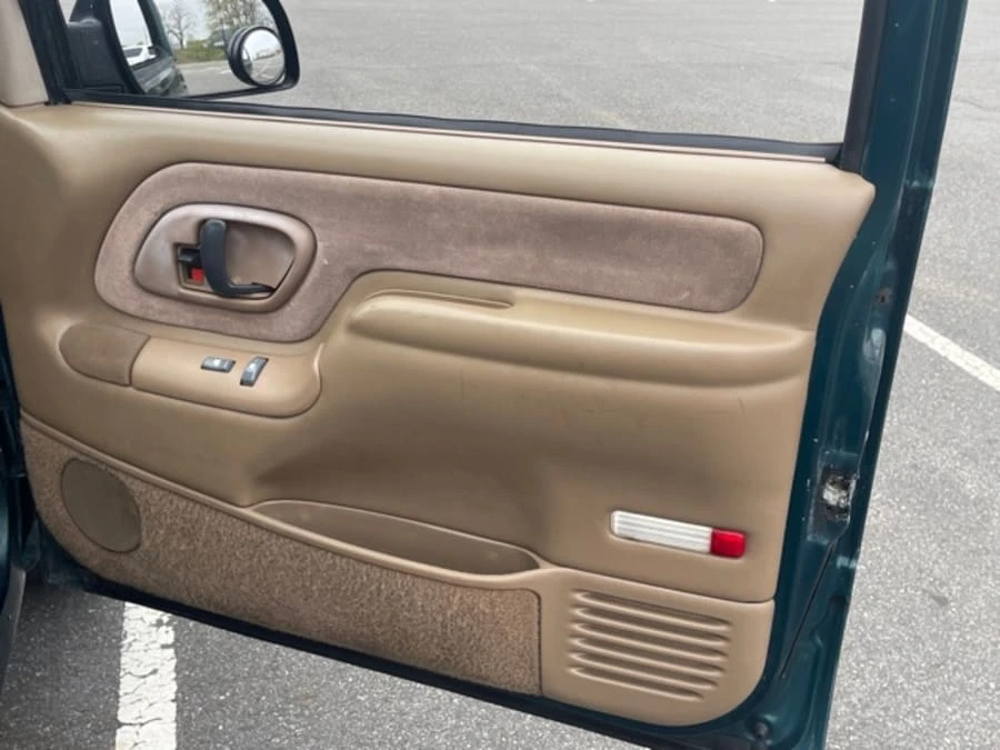 1995 Chevrolet C/K 4th Gen - Image 14 of 18