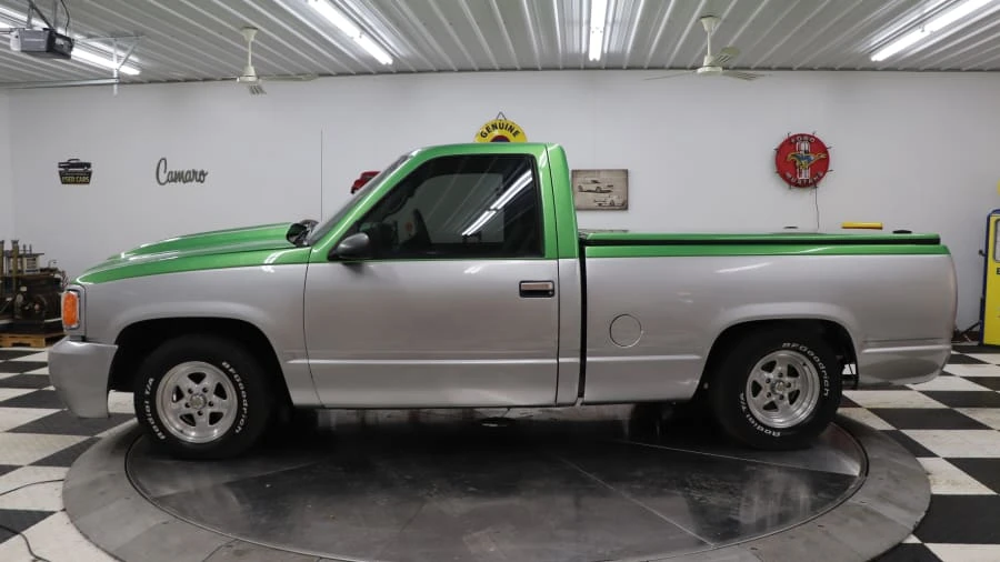 1995 Chevrolet C/K 4th Gen - Image 2 of 17