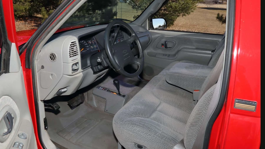 1995 Chevrolet C/K 4th Gen - Image 4 of 20
