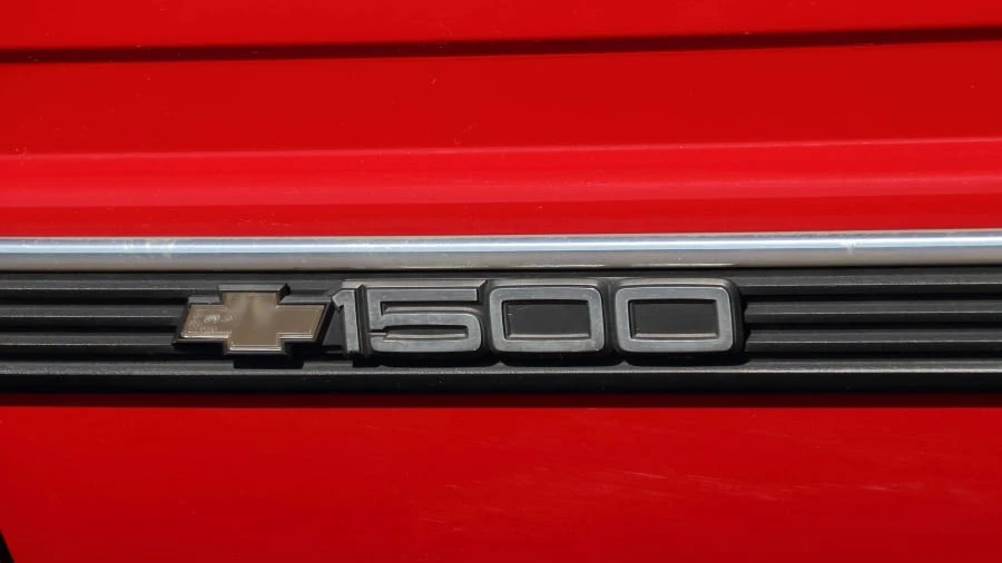 1995 Chevrolet C/K 4th Gen - Image 18 of 22