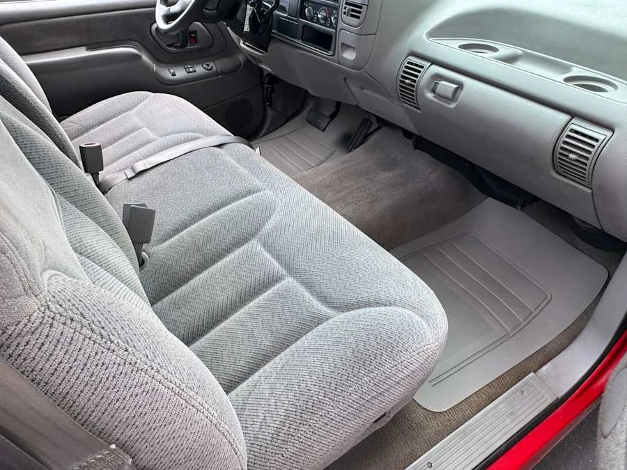 1995 Chevrolet Silverado - Image 6 of 9