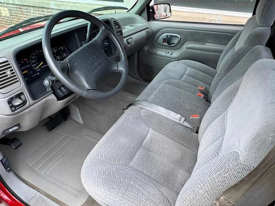 1995 Chevrolet Silverado - Image 5 of 9