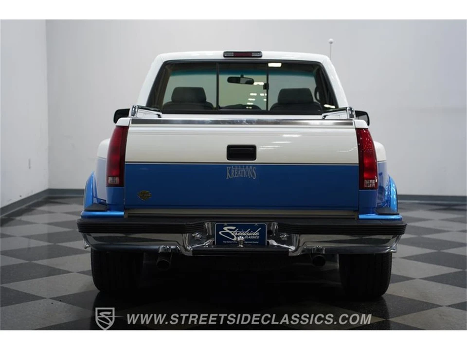 1995 Chevrolet Silverado - Image 23 of 31