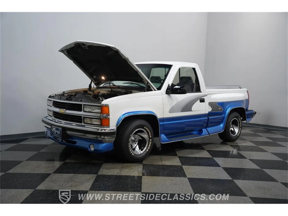 1995 Chevrolet Silverado - Image 29 of 31