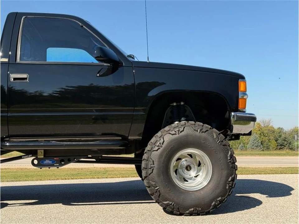 1995 Chevrolet Silverado - Image 21 of 31