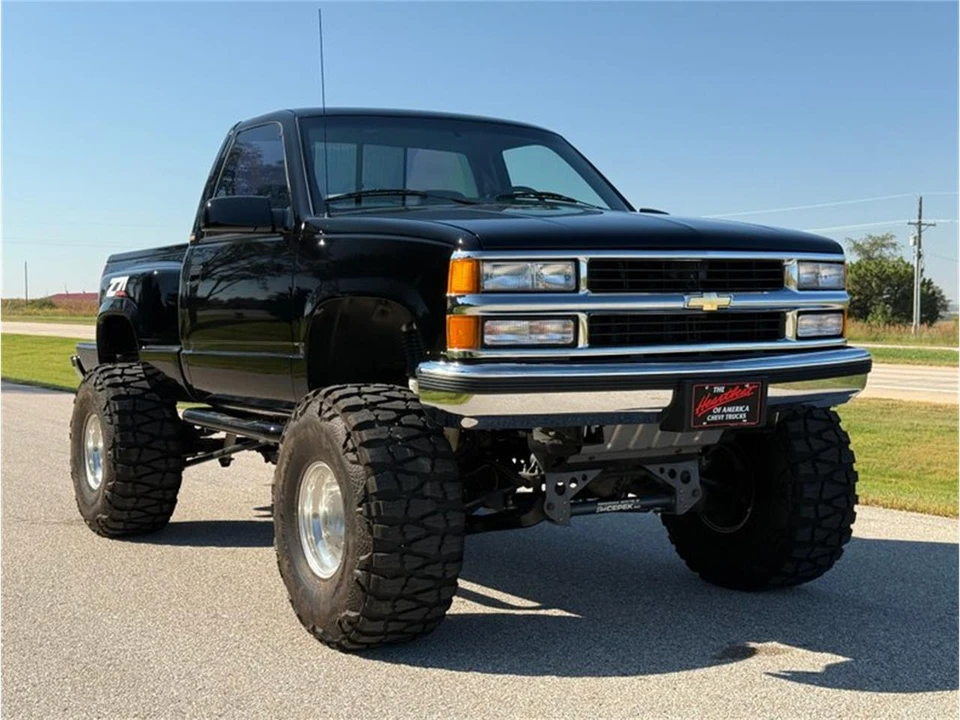 1995 Chevrolet Silverado - Image 7 of 31