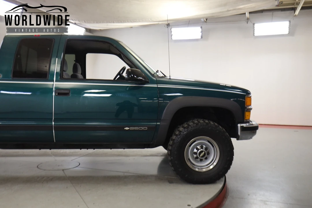 1995 Chevrolet Silverado 1st Gen - Image 8 of 12