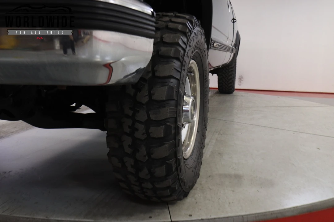 1995 Chevrolet Silverado 1st Gen - Image 11 of 12