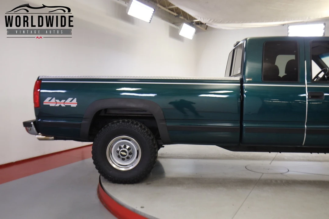 1995 Chevrolet Silverado 1st Gen - Image 9 of 12