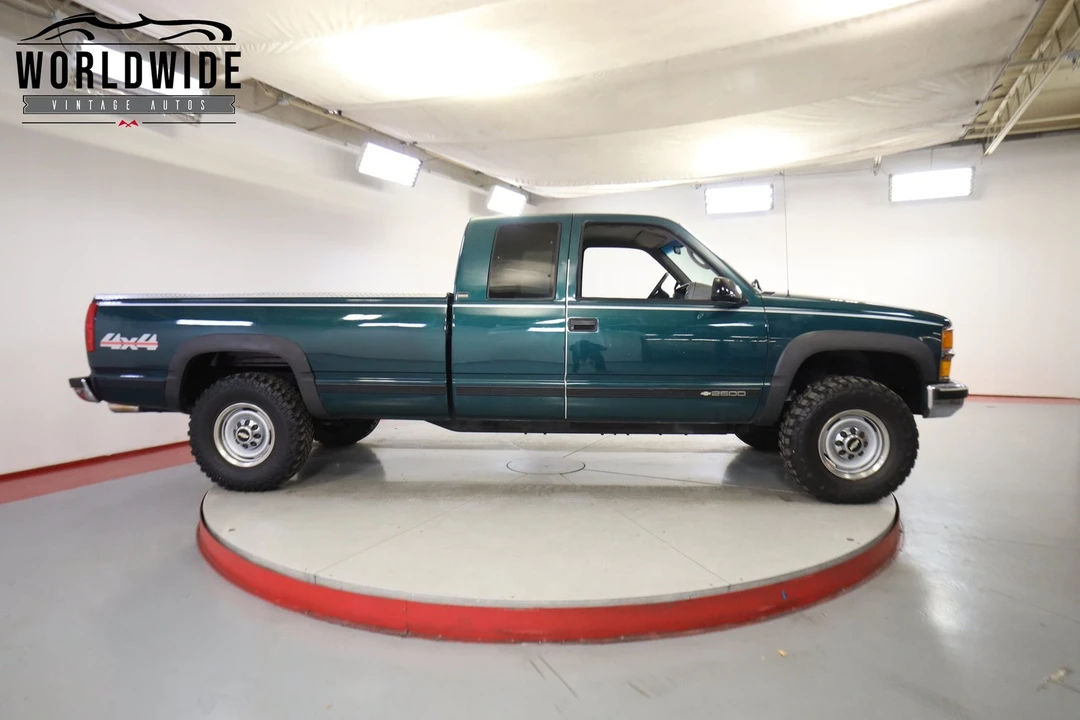 1995 Chevrolet Silverado 1st Gen - Image 4 of 12