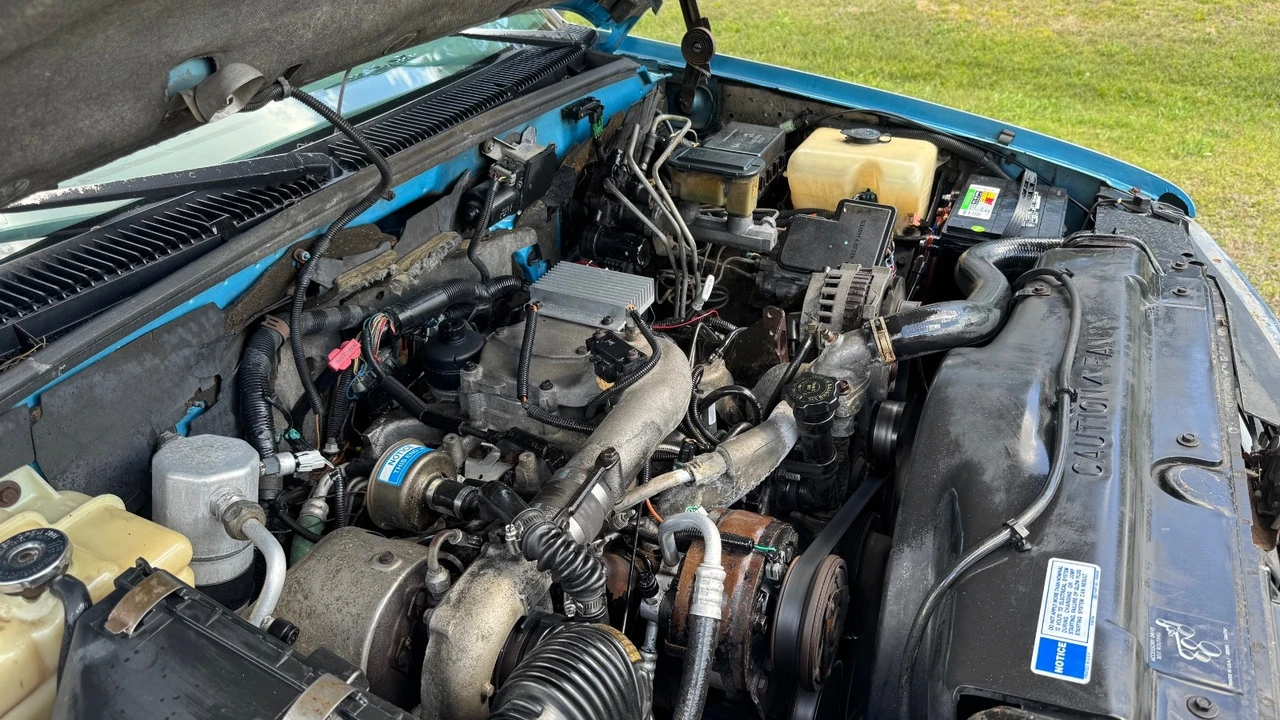 1995 Chevrolet Silverado 1st Gen - Image 18 of 21
