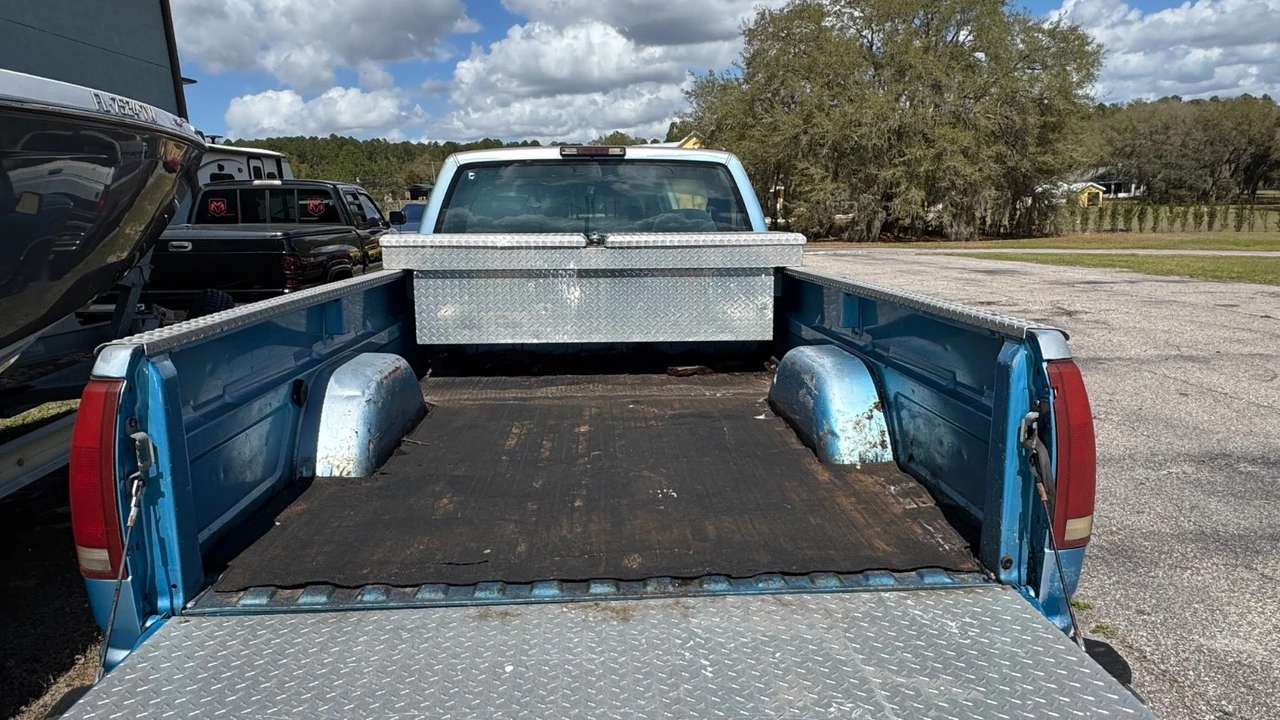 1995 Chevrolet Silverado 1st Gen - Image 20 of 21