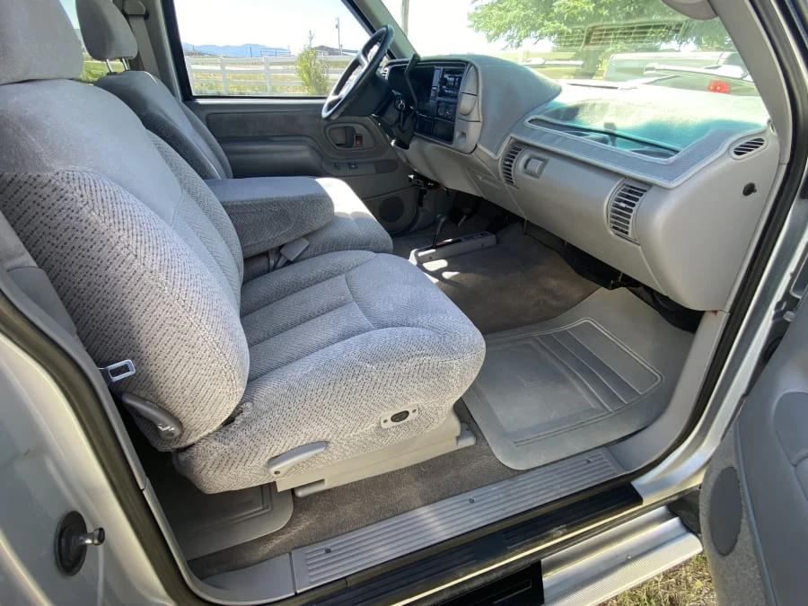1995 Chevrolet C/K 4th Gen - Image 17 of 30