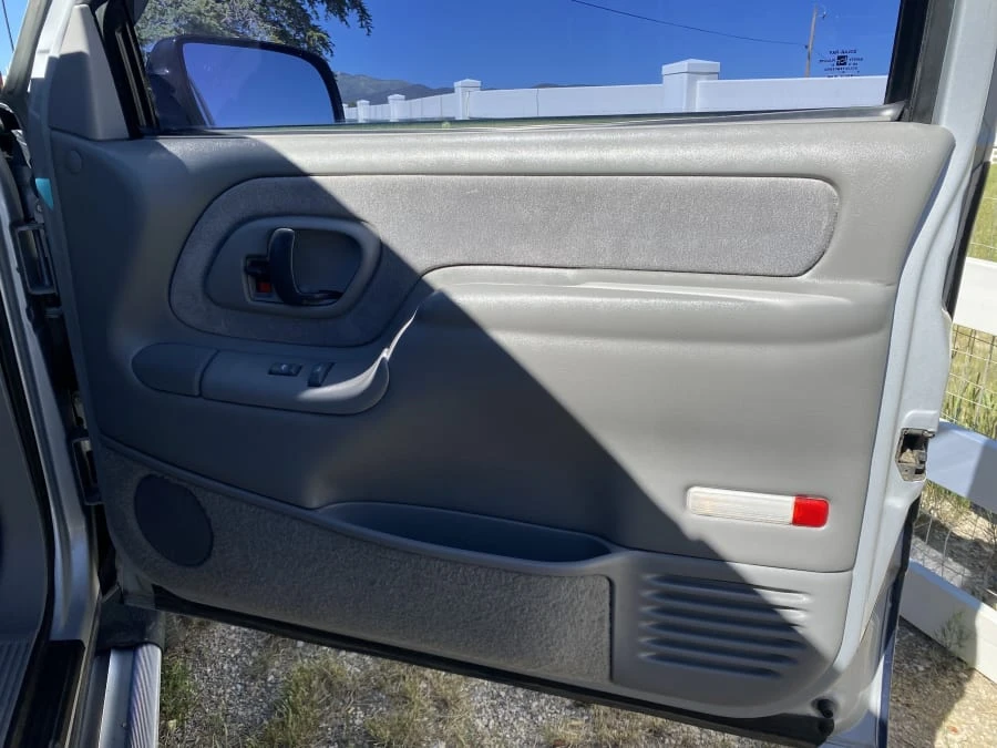 1995 Chevrolet C/K 4th Gen - Image 26 of 30
