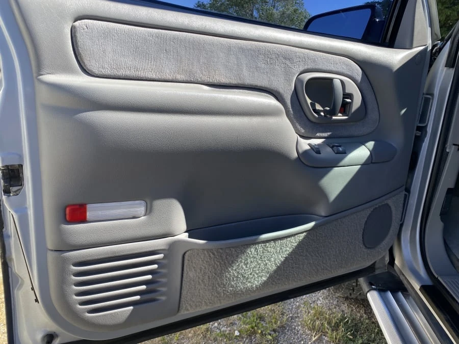 1995 Chevrolet C/K 4th Gen - Image 25 of 30