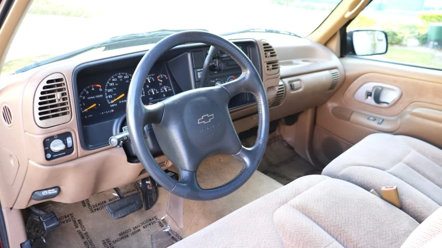 1995 Chevrolet C/K 4th Gen - Image 4 of 23