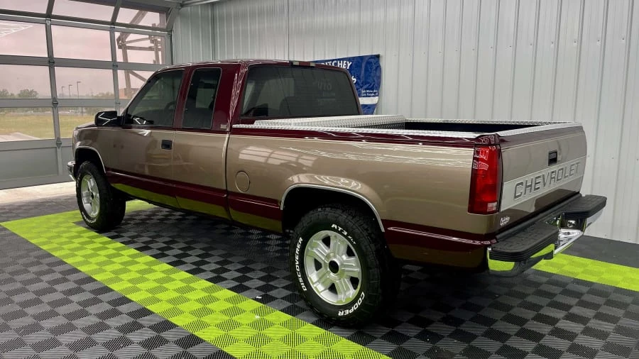1995 Chevrolet Silverado - Image 2 of 9