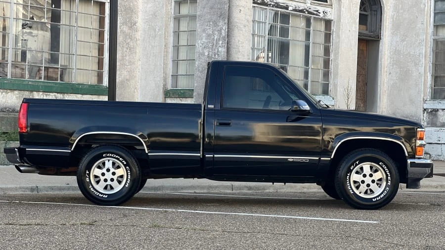1995 Chevrolet C/K 4th Gen - Image 2 of 20