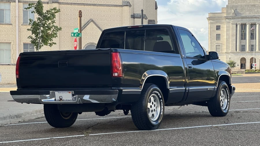 1995 Chevrolet C/K 4th Gen - Image 3 of 20