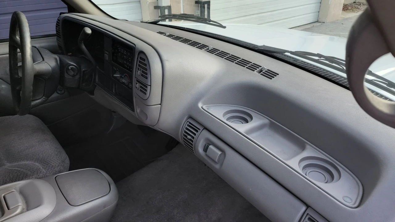 1995 Chevrolet C/K 4th Gen - Image 13 of 29