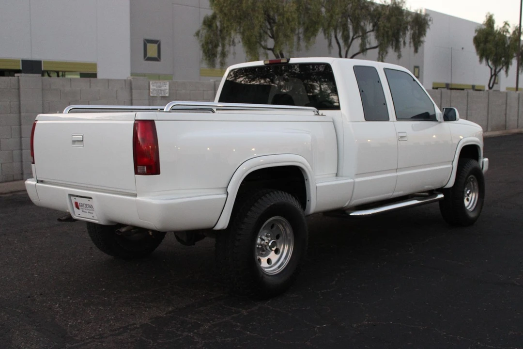 1995 Chevrolet Silverado 1st Gen - Image 4 of 21