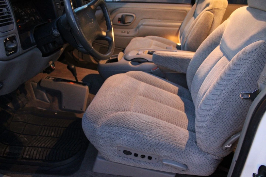 1995 Chevrolet Silverado 1st Gen - Image 20 of 21