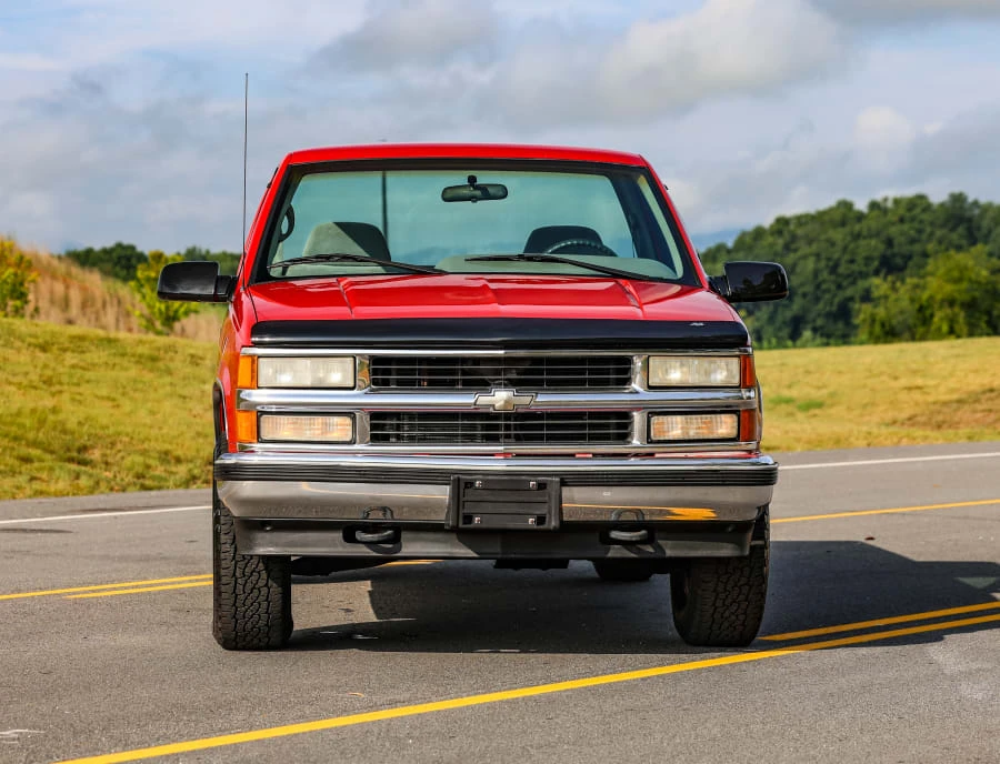 1995 Chevrolet Silverado - Image 3 of 31