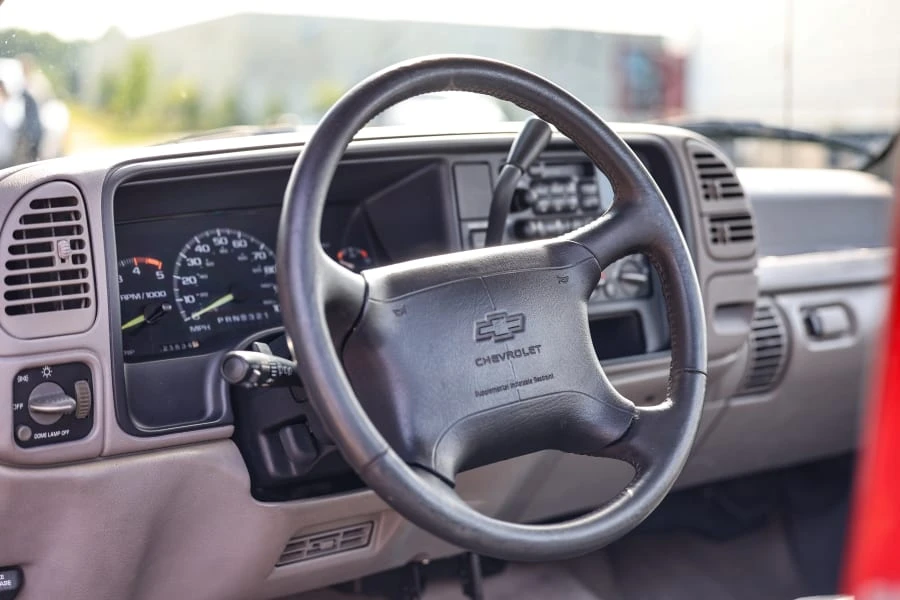 1995 Chevrolet Silverado - Image 23 of 31