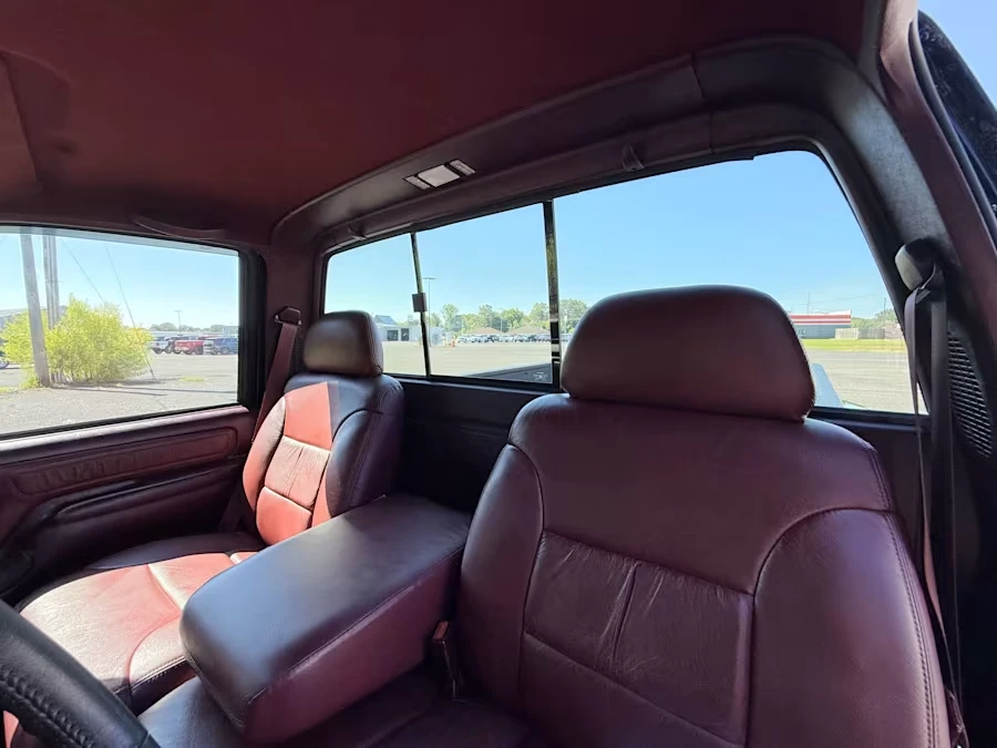 1995 Chevrolet Silverado - Image 26 of 31