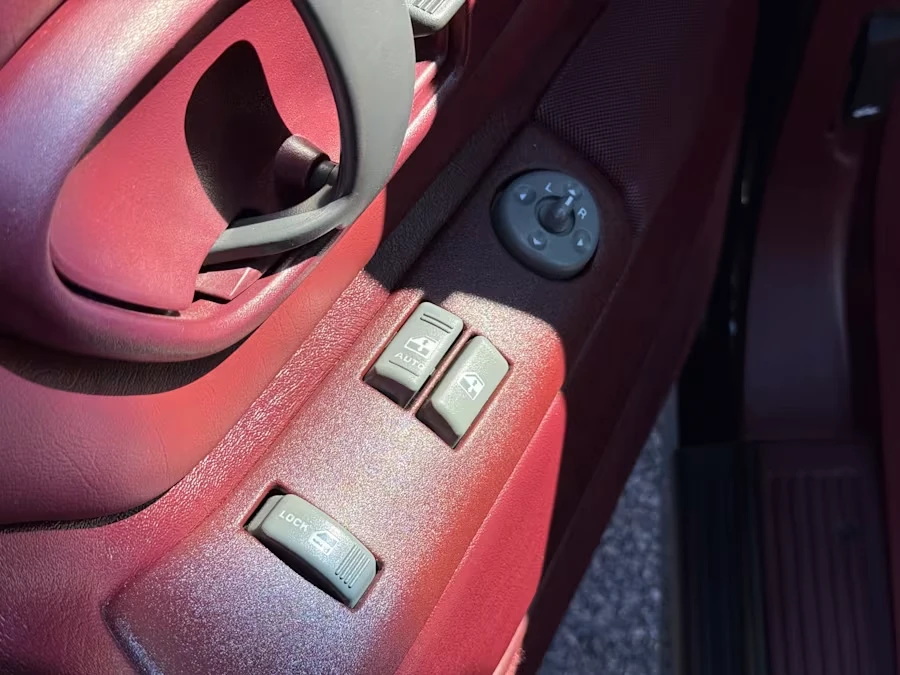 1995 Chevrolet Silverado - Image 22 of 31