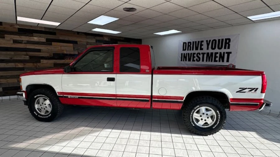 1995 Chevrolet Silverado - Image 12 of 23