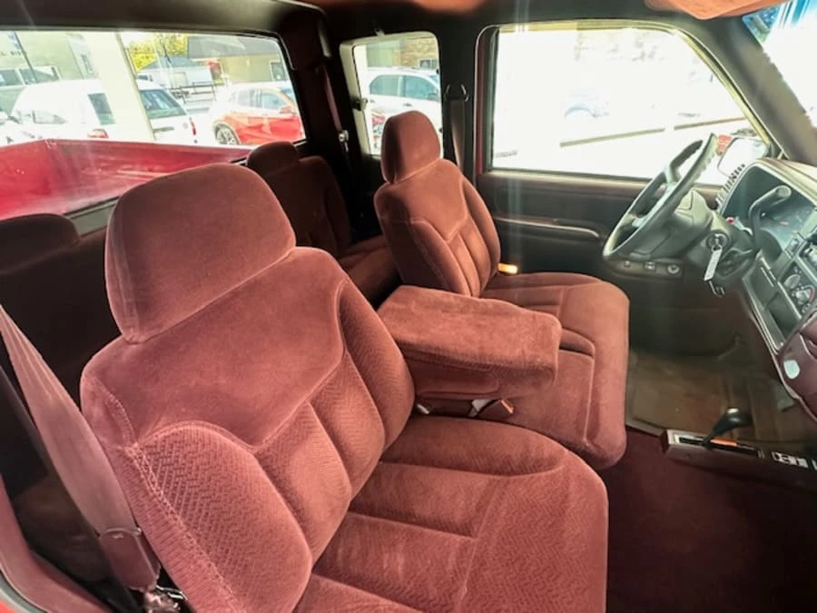 1995 Chevrolet Silverado - Image 18 of 23