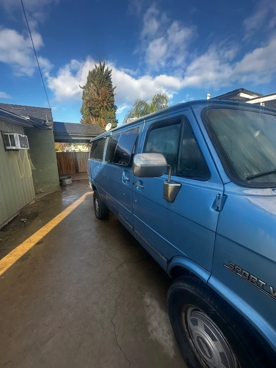 1995 Chevrolet G-Series Van - Image 3 of 5