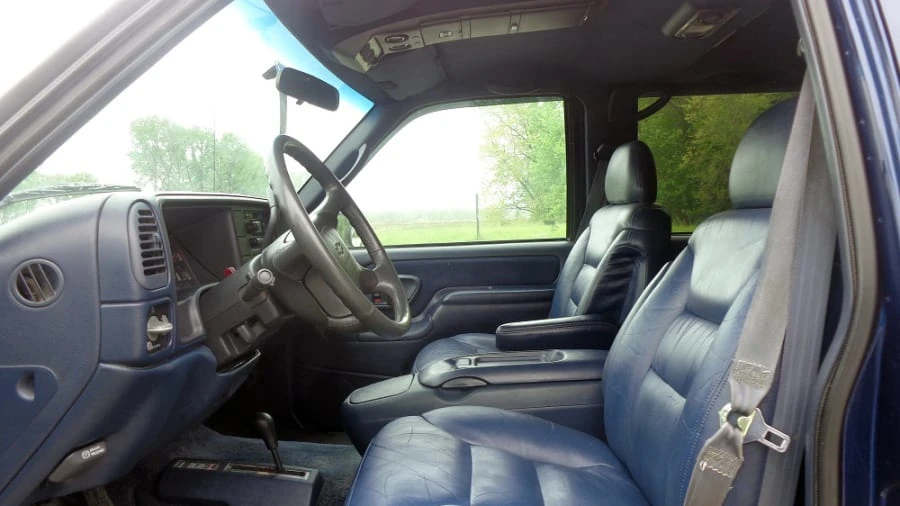 1995 Chevrolet Suburban 8th Gen - Image 4 of 6