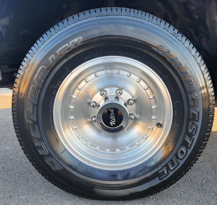 1995 Chevrolet Suburban 8th Gen - Image 17 of 31