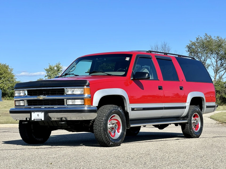 1995 Chevrolet Suburban 8th Gen - Image 6 of 31