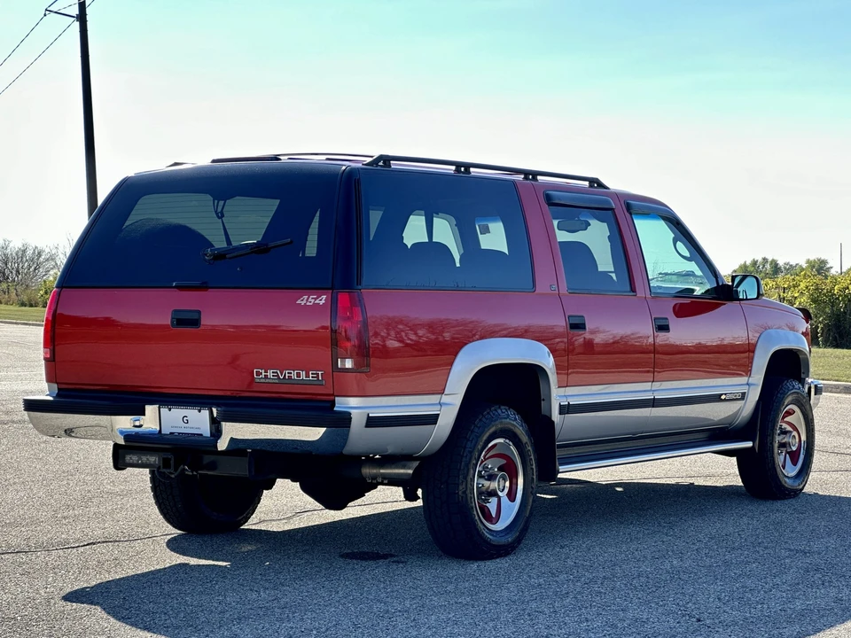 1995 Chevrolet Suburban 8th Gen - Image 12 of 31