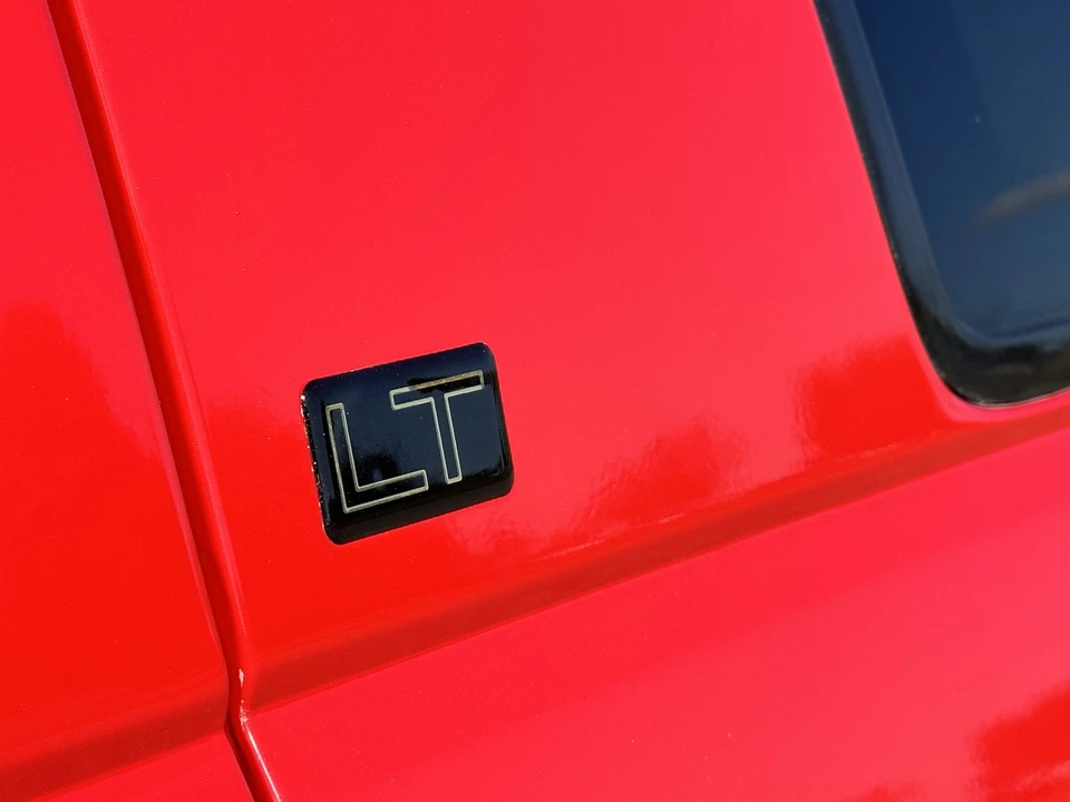 1995 Chevrolet Suburban 8th Gen - Image 31 of 31