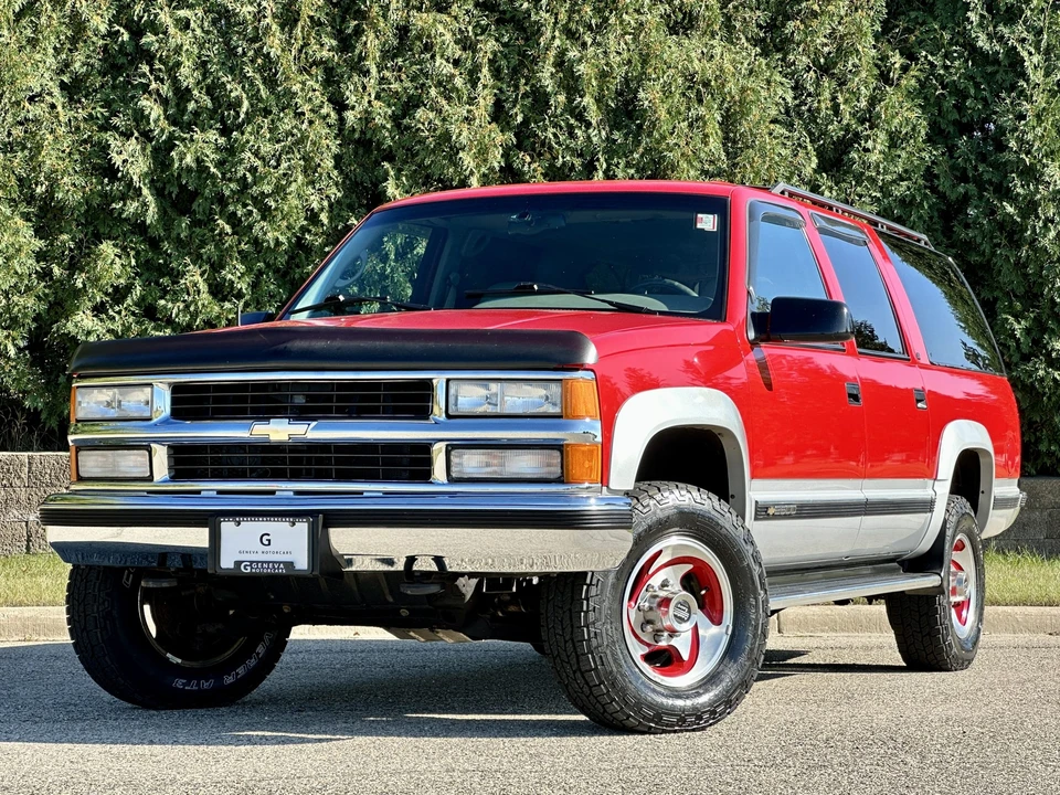 1995 Chevrolet Suburban 8th Gen - Image 3 of 31