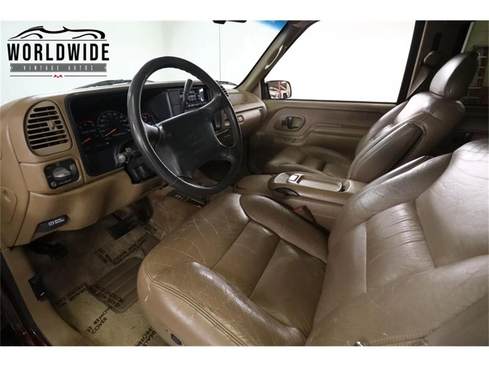 1995 Chevrolet Tahoe 1st Gen - Image 30 of 31