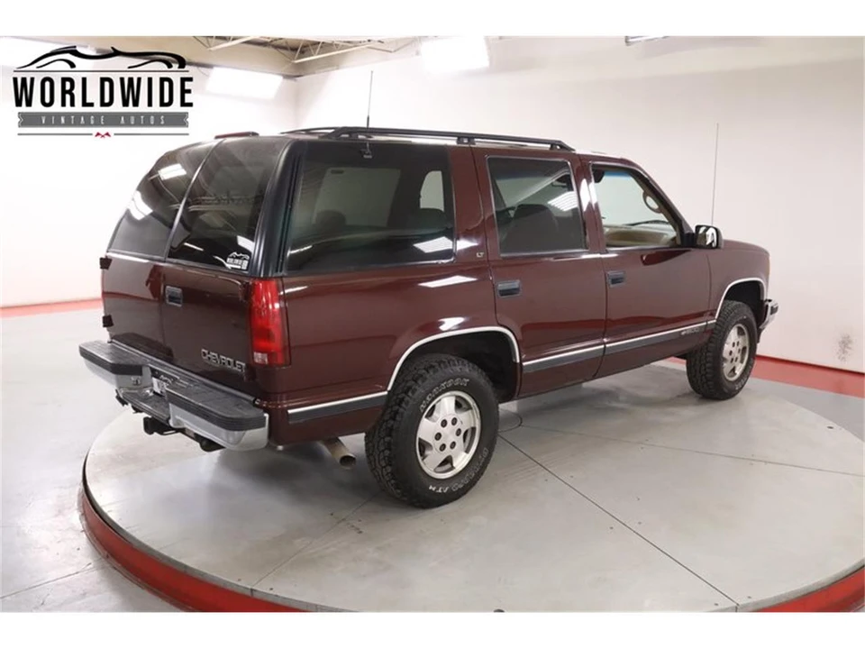 1995 Chevrolet Tahoe 1st Gen - Image 6 of 31