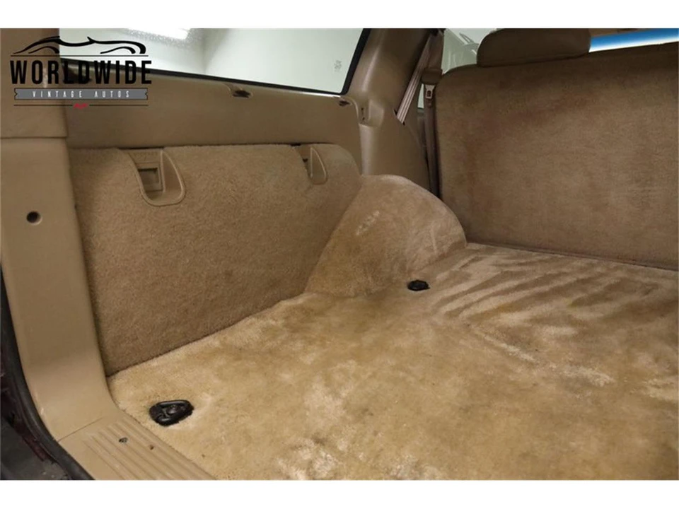 1995 Chevrolet Tahoe 1st Gen - Image 21 of 31