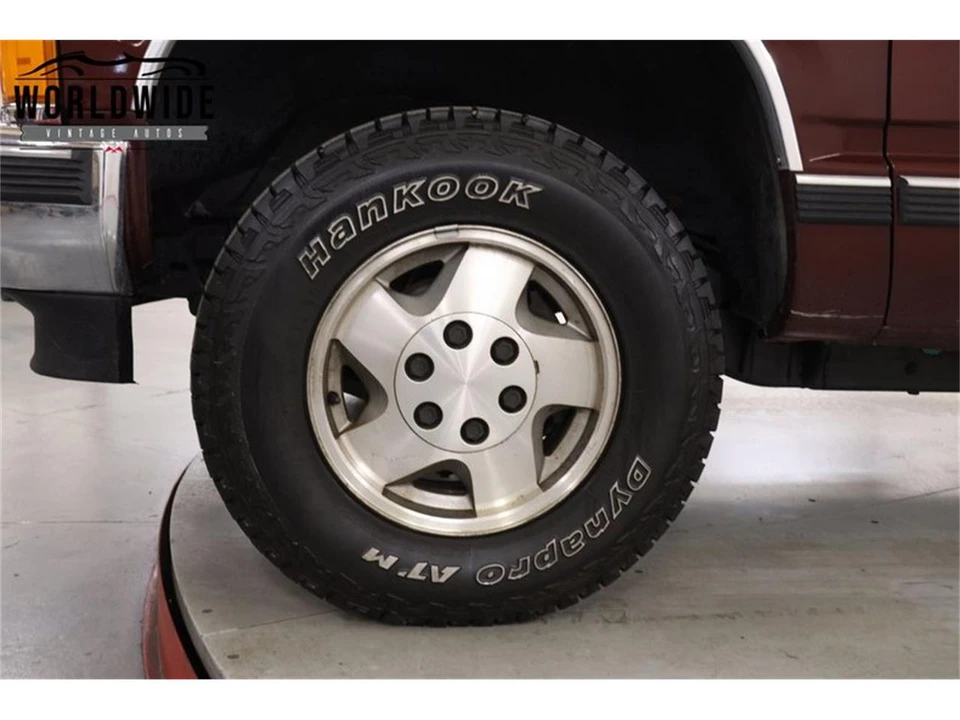1995 Chevrolet Tahoe 1st Gen - Image 12 of 31